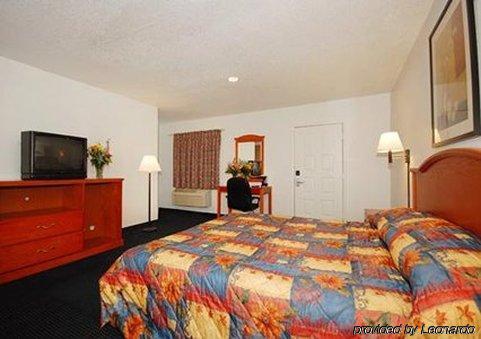 Rodeway Inn Effingham Quarto foto